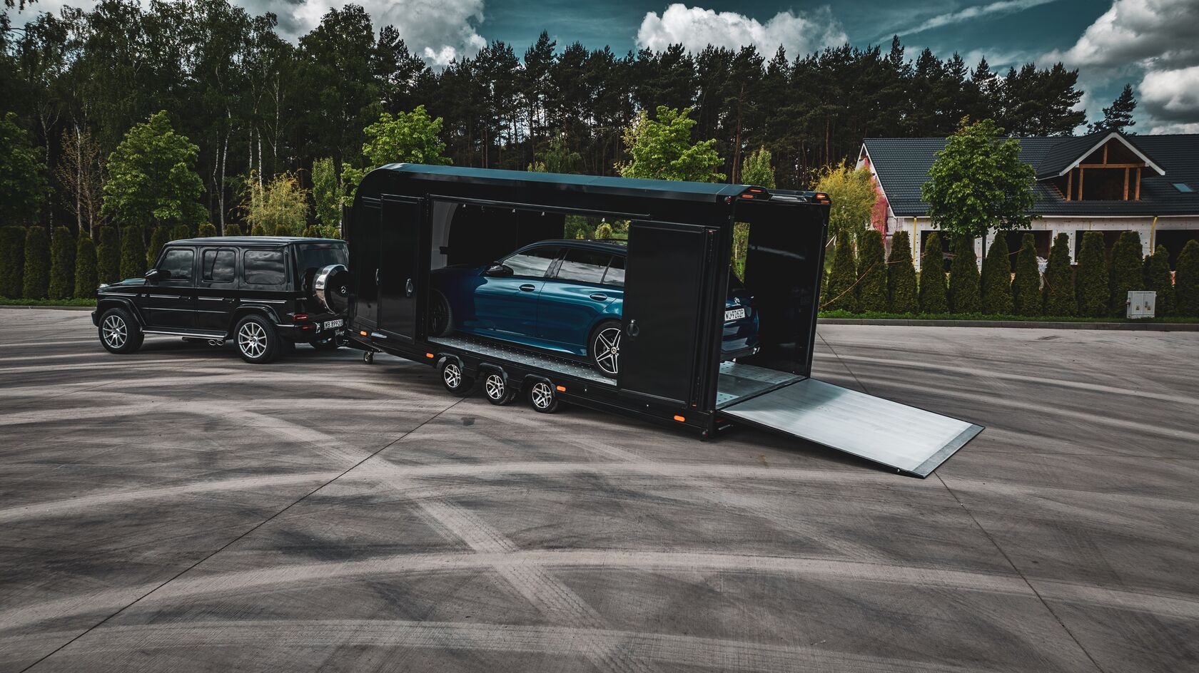 Ceres enclosed trailer, full profile